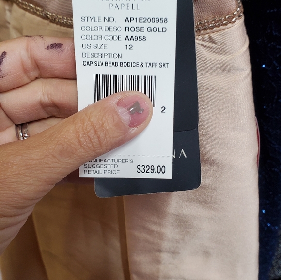 Adrianna Papell Gown - Picture 3 of 4